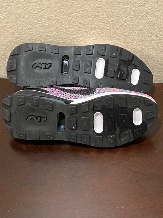 Nike Air Max Flyknit Racer DM9073-300 Multi-Color Black Green Women's Size 7.5 - Picture 8 of 8